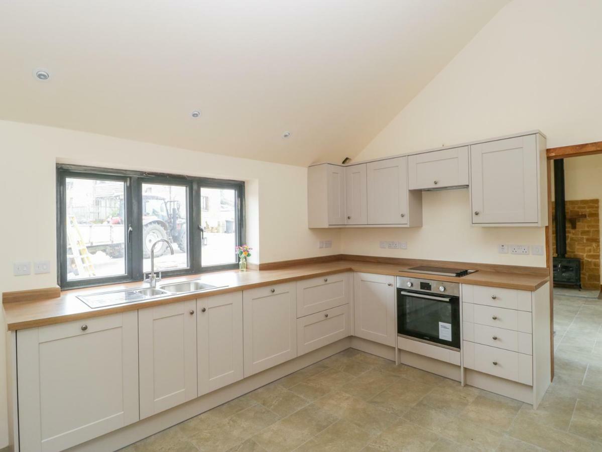 The Milking Barn Villa Yeovil Bagian luar foto