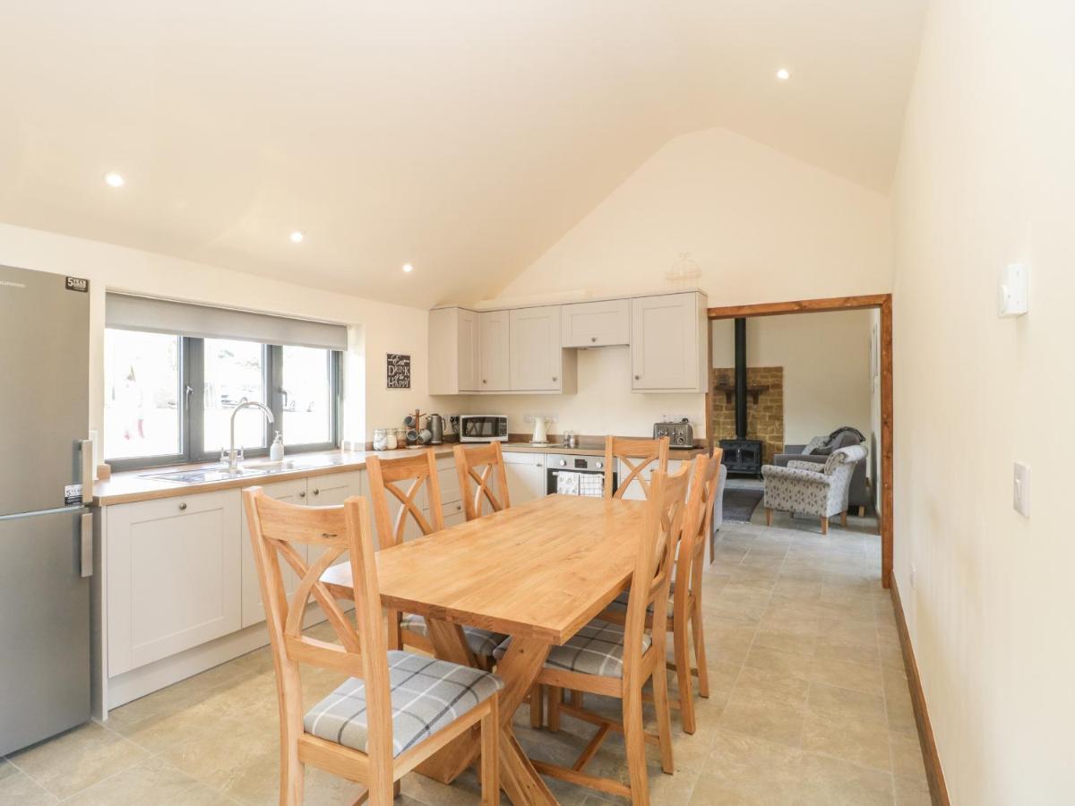 The Milking Barn Villa Yeovil Bagian luar foto